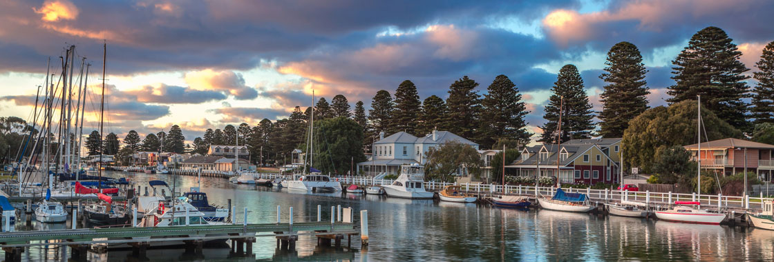 Port Fairy holidays & travel guide